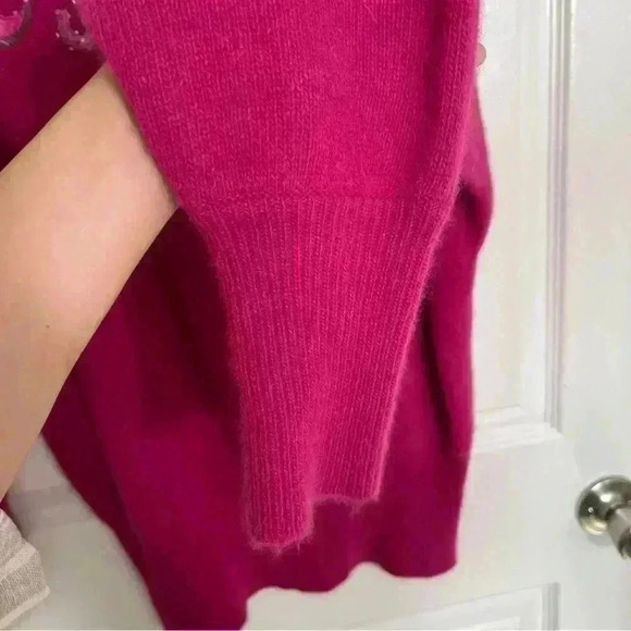 VINTAGE CEDARS Fuchsia Lambs Wool Blend Dolman Sleeve Crew neck Sweater | size L - Picture 10 of 11